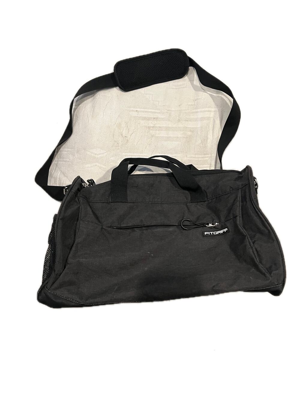 Fitgriff Black Duffel/Gym Bag 18x10x10